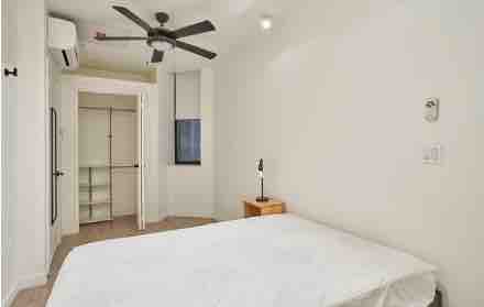 One bedrooms flat for rent. RoomsLocal image