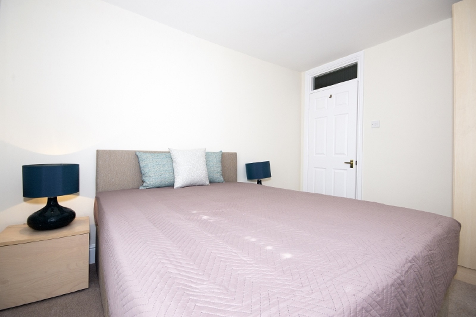 ONE BEDROOM AVAILABLE IN A TWO BEDROOM FLAT SHARE RoomsLocal image