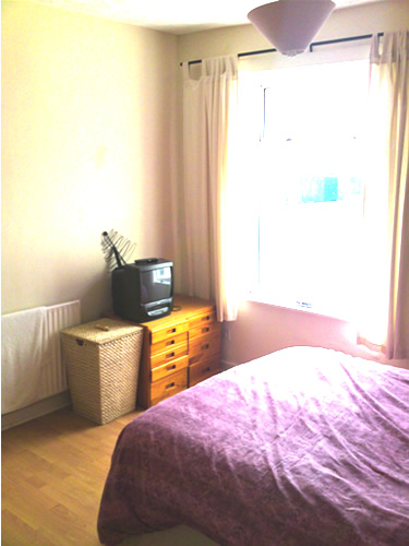 Large double available in share house in Central Lowestoft RoomsLocal image
