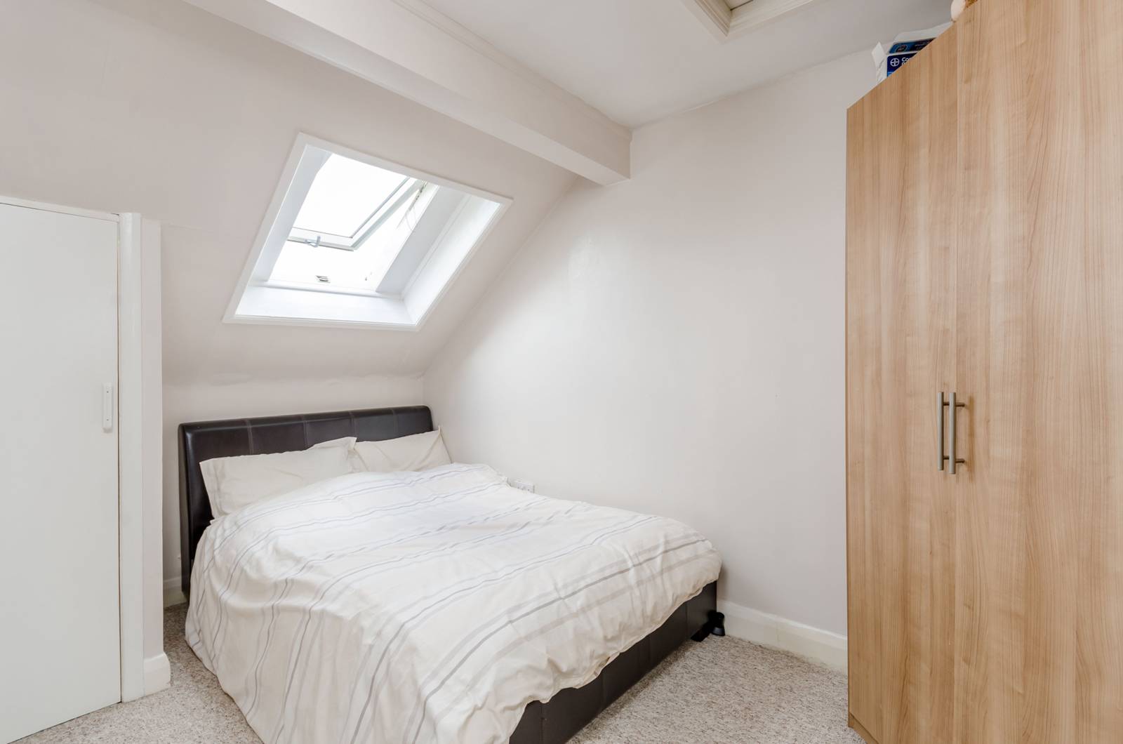 ONE BEDROOM FLAT IN ANGUS RoomsLocal image