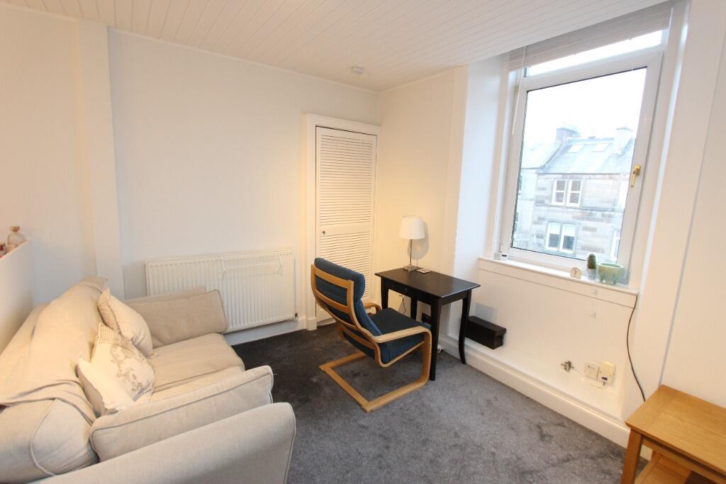 WELL PRESENTED ONE BEDROOM FLAT IN EDINBURGH RoomsLocal image