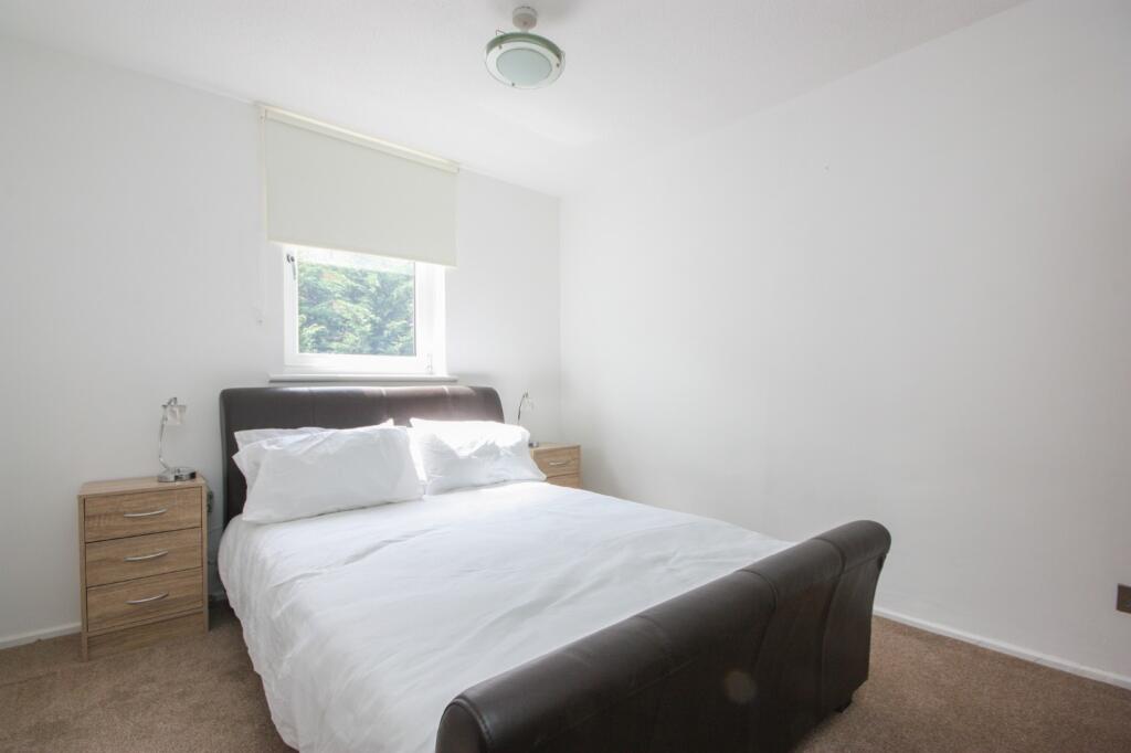 FANTASTIC ONE BEDROOM FLAT IN MANCHESTER RoomsLocal image