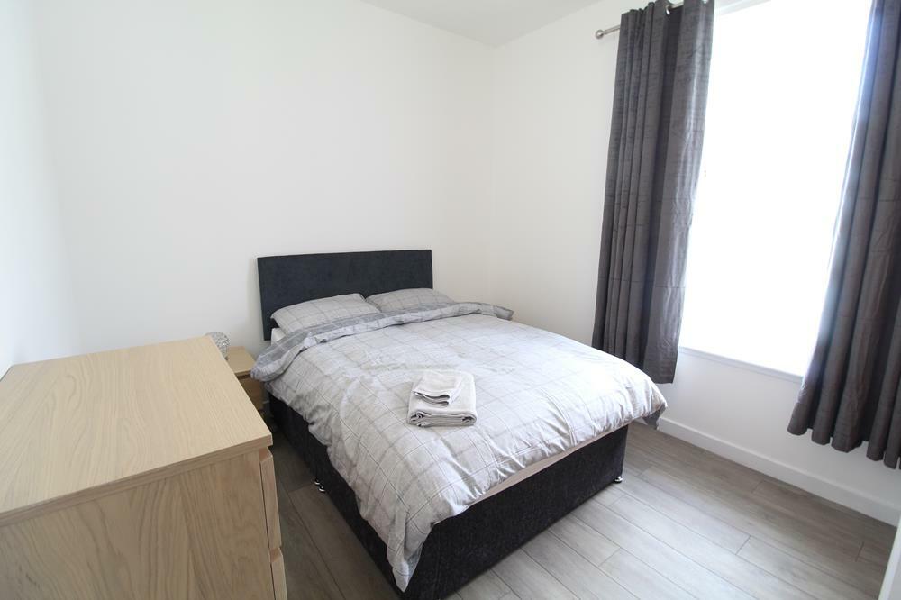 FURNISHED ONE BEDROOM FLAT IN ABERDEEN RoomsLocal image