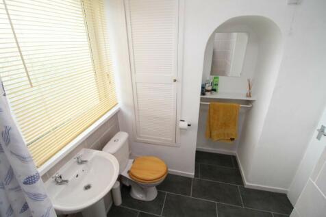 WELL PRESENTED FURNISHED BEDROOM FLAT IN SALISBURY RoomsLocal image