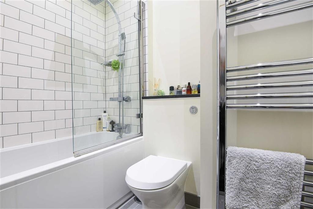 WELL PRESENTED ONE BEDROOM FLAT IN BRISTOL RoomsLocal image