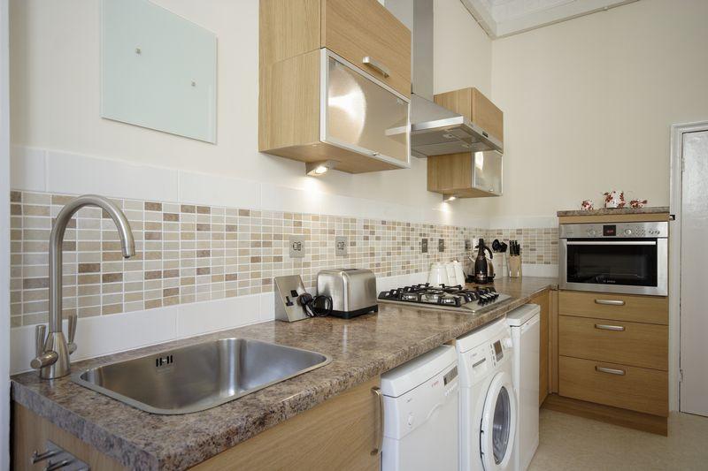 THIS LUXURY ONE BEDROOM FLAT IN CAMBRIDGE RoomsLocal image