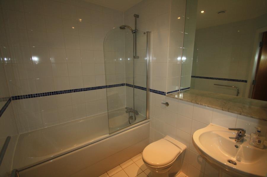 1 BEDROOM FLAT IN LIVERPOOL RoomsLocal image