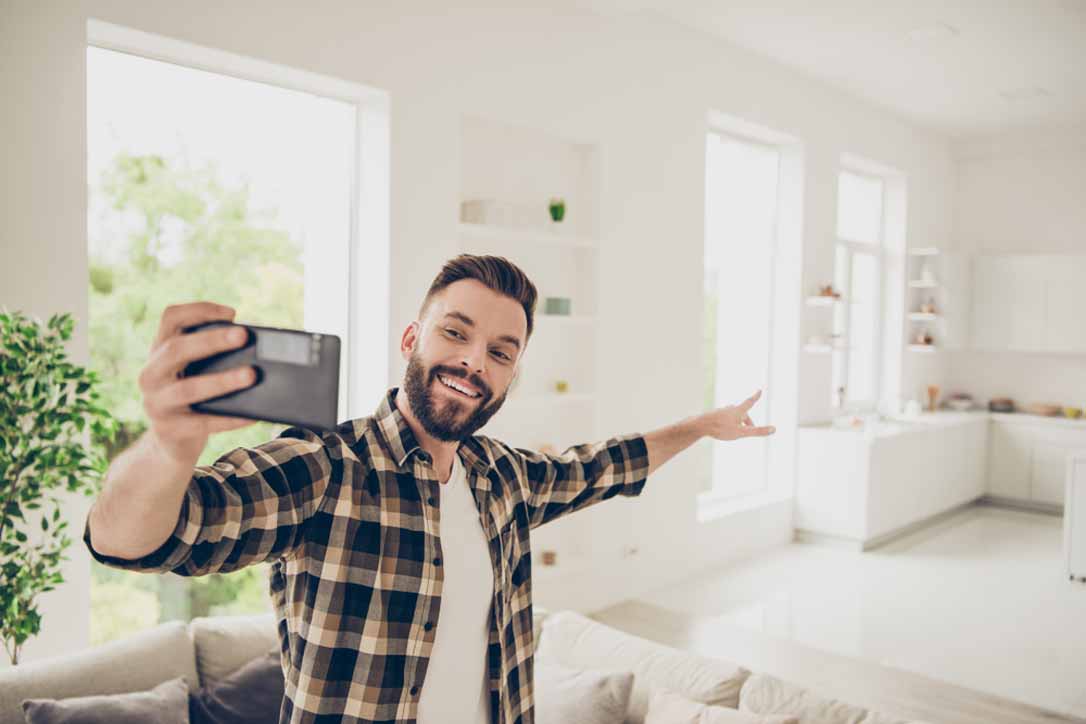 Letting platform launches unusual incentive for tenants – a week’s rent to film a virtual tour - https://roomslocal.co.uk/blog/letting-platform-launches-unusual-incentive-for-tenants-a-weeks-rent-to-film-a-virtual-tour #platform #launches #unusual #incentive #tenants