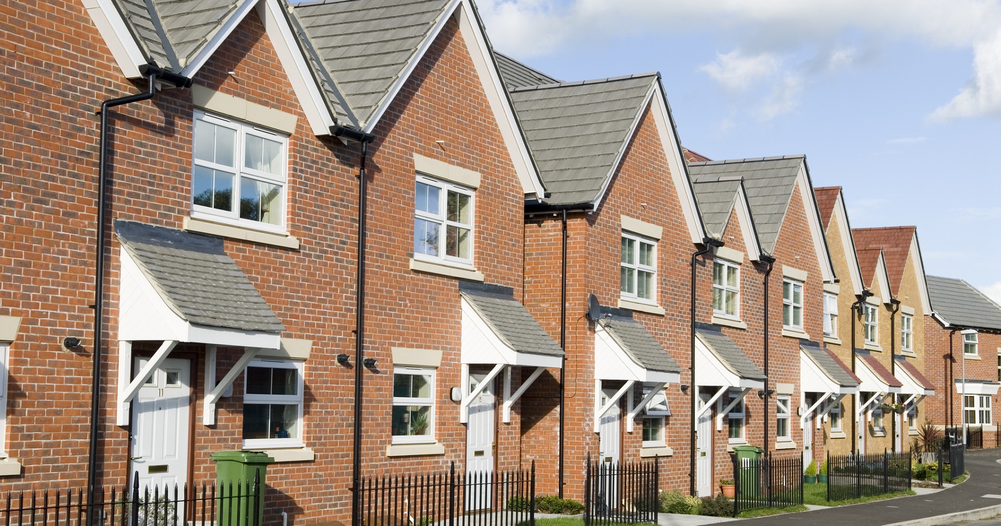 Labour plans to end ‘rip-off’ leasehold ownership with sales ban on new homes - https://roomslocal.co.uk/blog/labour-plans-to-end-rip-off-leasehold-ownership-with-sales-ban-on-new-homes #plans #leasehold #ownership #with #sales