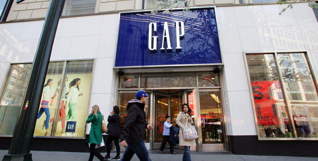 Clothes giant Gap is to close all its shops in UK and go online only - https://roomslocal.co.uk/blog/clothes-giant-gap-is-to-close-all-its-shops-in-uk-and-go-online-only #giant #close #shops #online #only