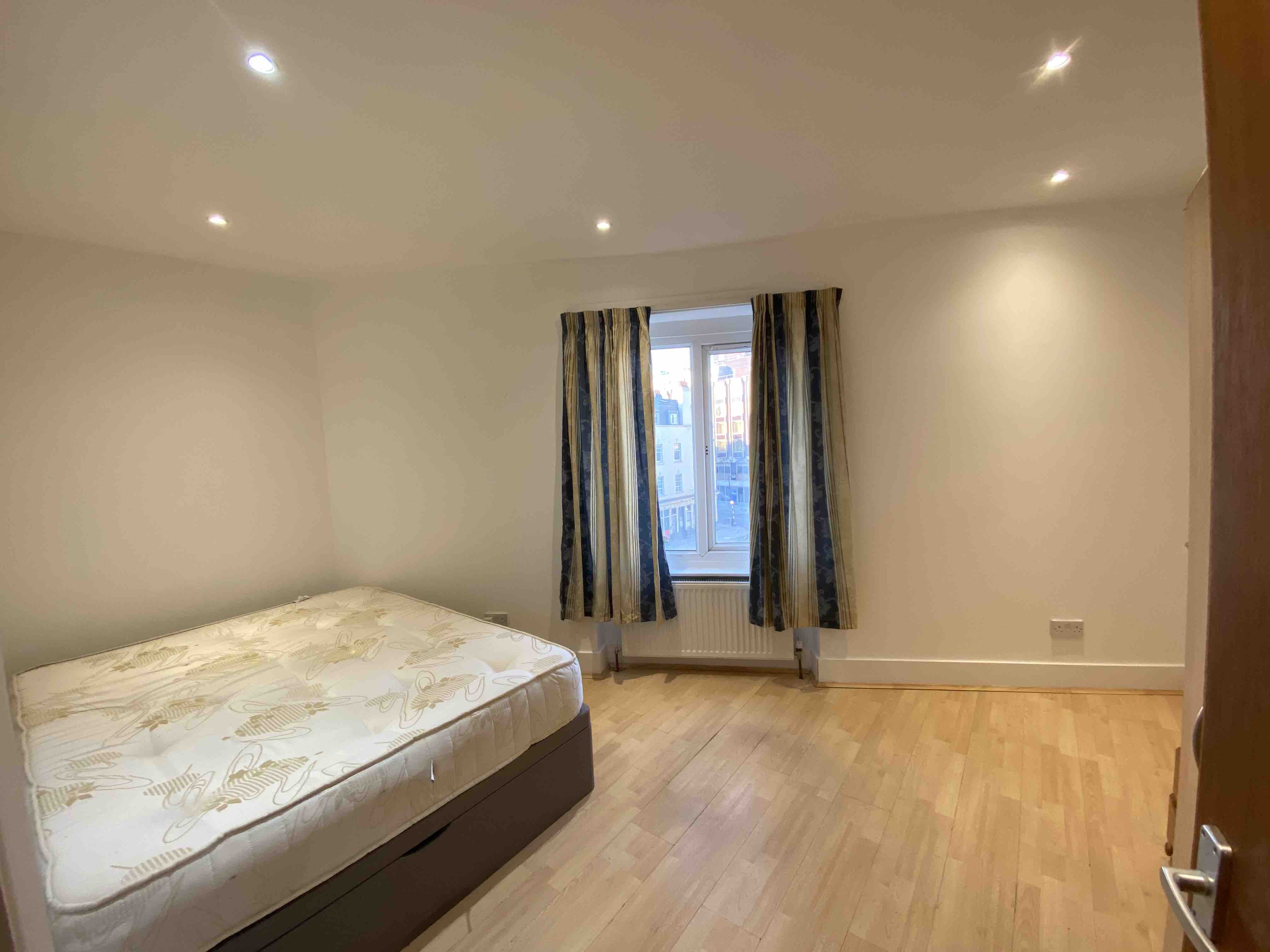 spacious room 10 min from Kings X RoomsLocal image