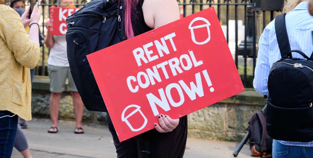 Brighton takes a big step towards rent controls with Secretary of State request - https://roomslocal.co.uk/blog/brighton-takes-a-big-step-towards-rent-controls-with-secretary-of-state-request #takes #step #toward #rent #controls