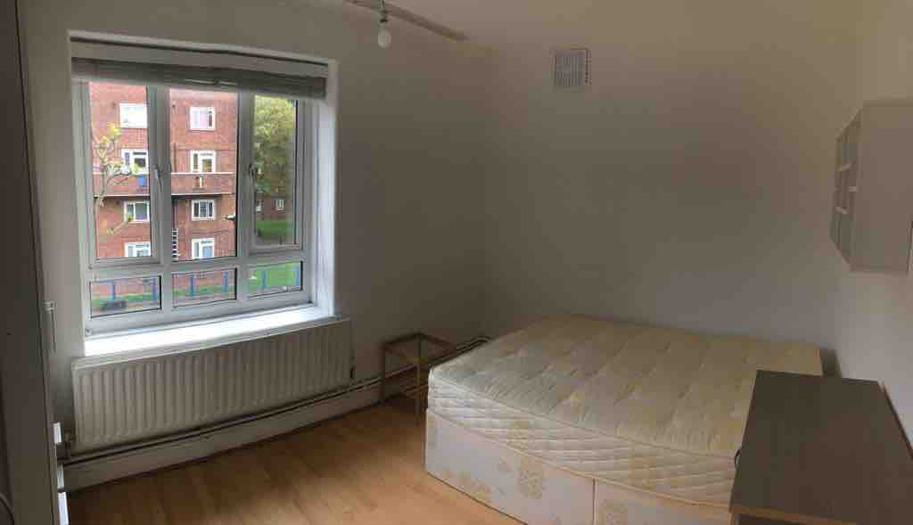 3 Bedroom Flat in Holloway RoomsLocal image