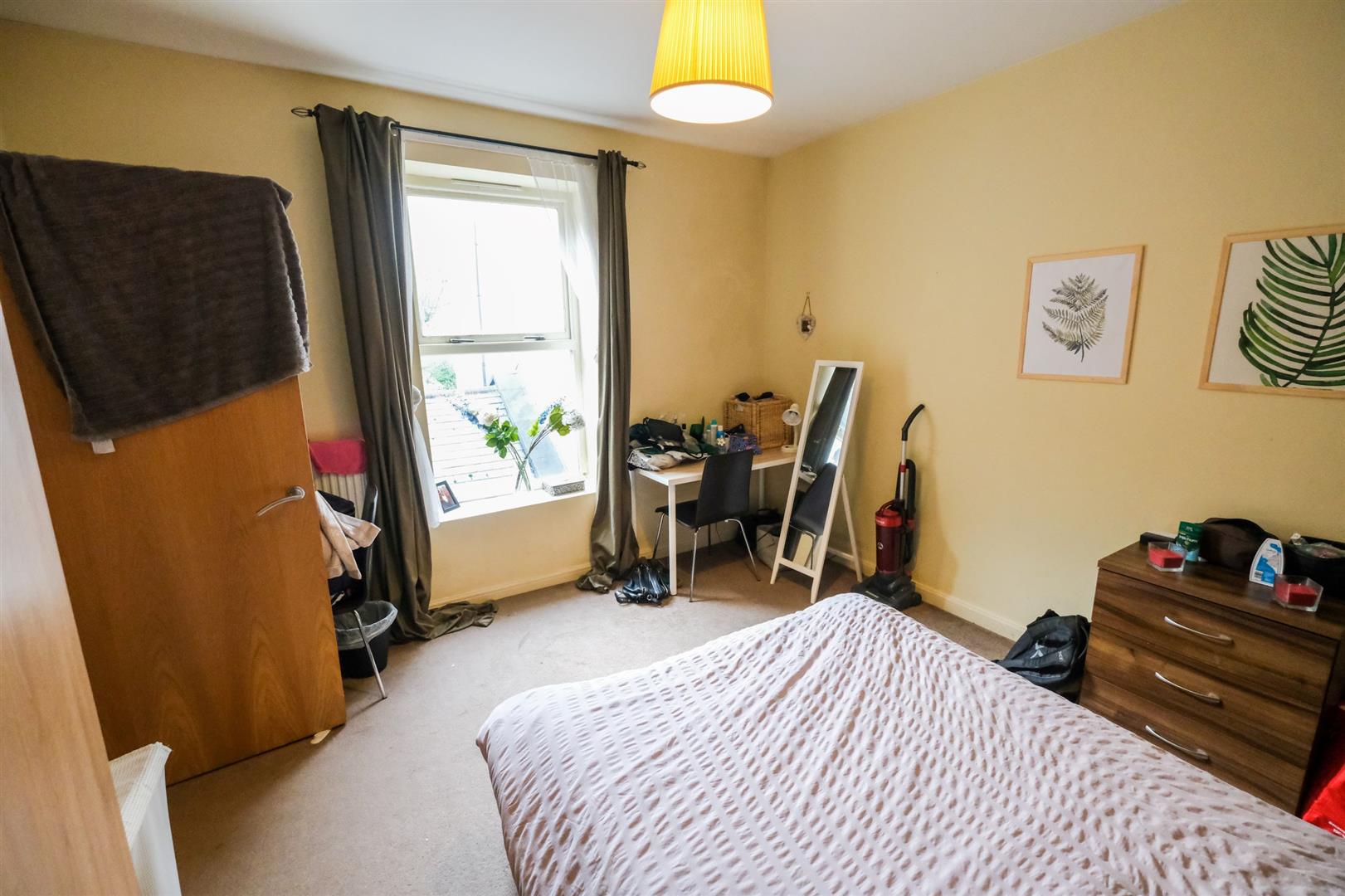 1 bedroom furnished flat in London SW1P 4SB RoomsLocal image