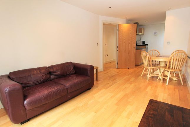 Large one bed flat in Albion Street RoomsLocal image