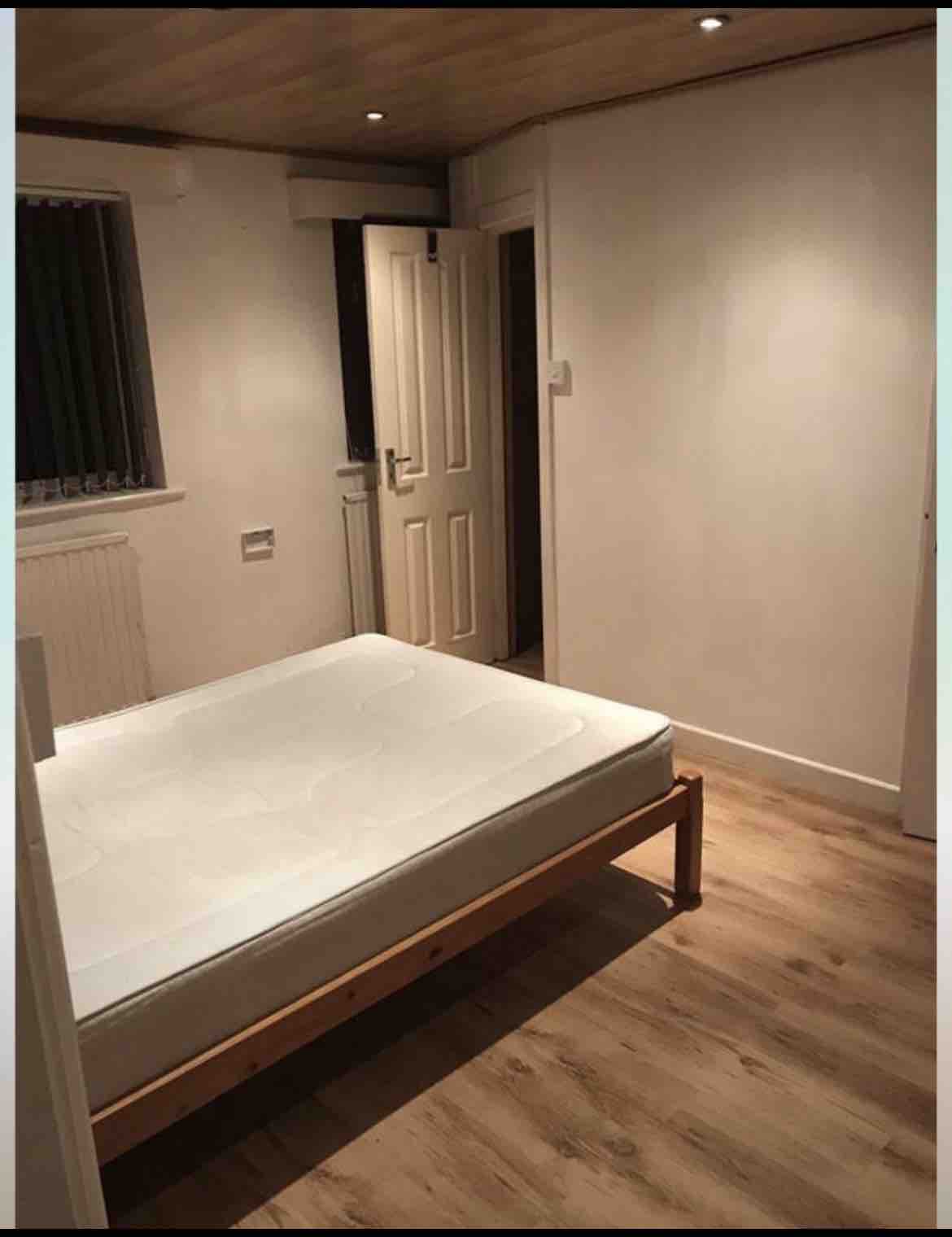 en-suite with walk in wardrobe RoomsLocal image